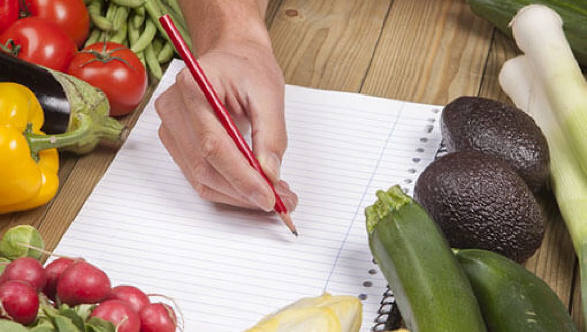 Sabe como escapar às refeições fast-food e calorias extra?
